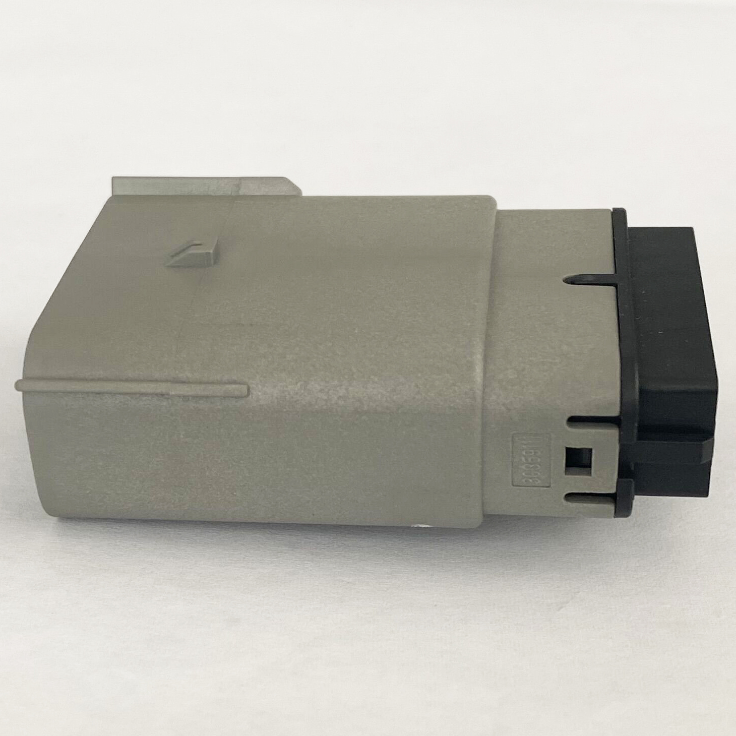 16-Pin-Stecker, grau, Automotive MX150, matt abgedichtet, 33482-8602