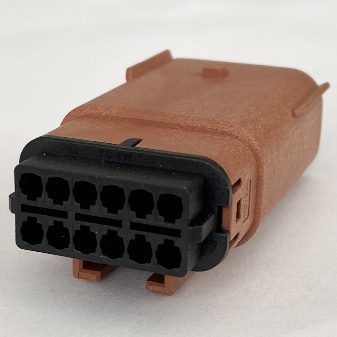 12-Pin-Stecker, braun, Automotive MX150, matt abgedichtet, 33482-6203